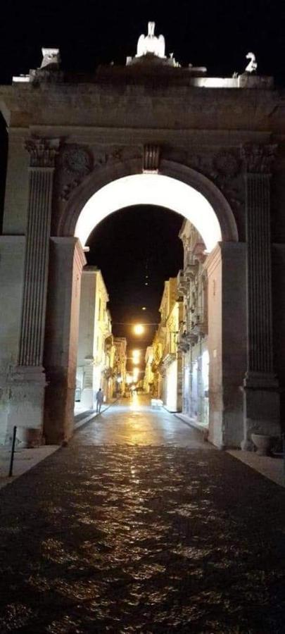 Casa Vico Lepre Villa Noto Buitenkant foto